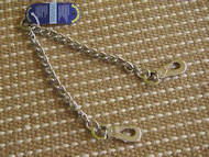 Coupler for walking 2 dogs Coupler for walking 2 dogs